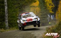 Kalle Rovanperä, al volante del Toyota Yaris WRC, durante el Rally de Finlandia 2021, puntuable para el Campeonato del Mundo de Rallies WRC.