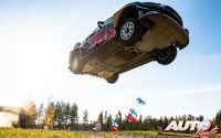 Adrien Fourmaux, al volante del Ford Fiesta WRC, durante el Rally de Finlandia 2021, puntuable para el Campeonato del Mundo de Rallies WRC.