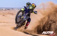 Lorenzo Santolino, a los mandos de su Sherco SEF 450 Rally, durante una etapa del Rally Dakar 2022.