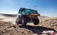 Janus Van Kasteren, al volante de un Iveco Powerstar Evo, durante una etapa del Rally Dakar 2022.
