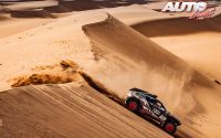 Stéphane Peterhansel, al volante del Audi RS Q e-tron, durante una etapa del Rally Dakar 2022.