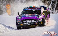 Craig Breen, al volante del Ford Puma Rally1 WRC, durante el Rally de Suecia 2022, puntuable para el Campeonato del Mundo de Rallies WRC.
