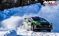 Jari Huttunen, al volante del Ford Fiesta Mk2 Rally2 WRC 2, durante el Rally de Suecia 2022, puntuable para el Campeonato del Mundo de Rallies WRC 2.
