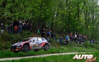 Ott Tänak, al volante del Hyundai i20 N Rally1 WRC, durante el Rally de Croacia 2022, puntuable para el Campeonato del Mundo de Rallies WRC.