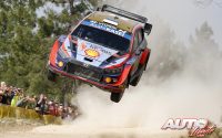 Ott Tänak, al volante del Hyundai i20 N Rally1 WRC, obtenía la victoria en el Rally de Italia / Cerdeña 2022, puntuable para el Campeonato del Mundo de Rallies WRC.