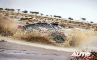 Mathieu Serradori, al volante de un Century CR6-T, durante una etapa del Rally Dakar 2023.