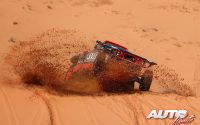 Carlos Sainz, al volante de un Audi RS Q e-tron Evo 2, durante una etapa del Rally Dakar 2023.